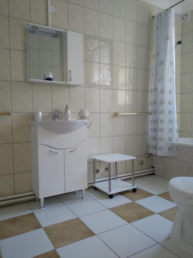 Hotel Füge Vendégház à Miskolc Extérieur photo